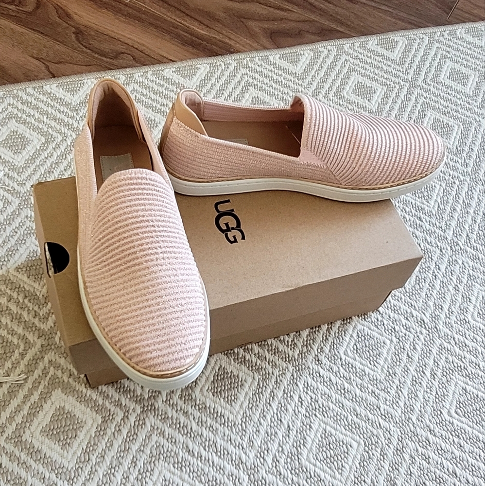 UGG Sammy Slip-On Pink Sneakers - Size 7